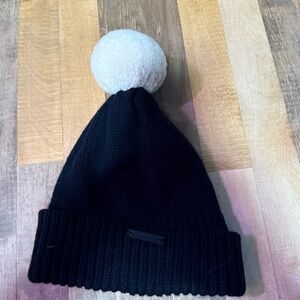 COACH Wool Cashmere Pom Pom Beanie – Black– One Size MINT